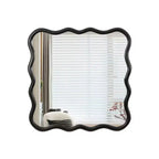 Specchio da bagno moderno quadrato da 36 pollici con cornice ondulata in legno massiccio, specchio da parete ad alta riflessione, specchio da trucco per bagno, soggiorno