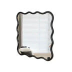 Specchio da bagno moderno quadrato da 36 pollici con cornice ondulata in legno massiccio, specchio da parete ad alta riflessione, specchio da trucco per bagno, soggiorno