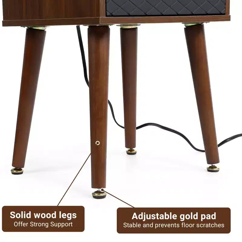 Tavolino/Comodino con Prese USB, Prese di Corrente, Cassetto Portaoggetti, Gambe in Legno Massello per Soggiorno Camera da Letto