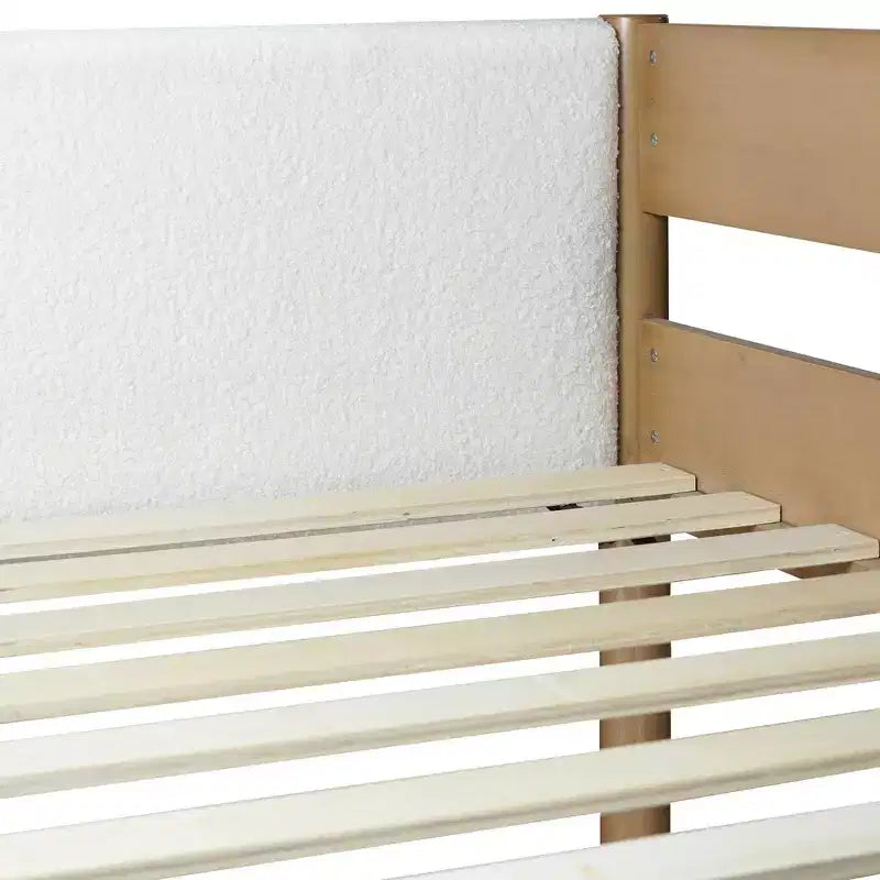 Letto singolo con testiera e pediera imbottite in tessuto bouclé con scaletta, sponde di sicurezza - Naturale