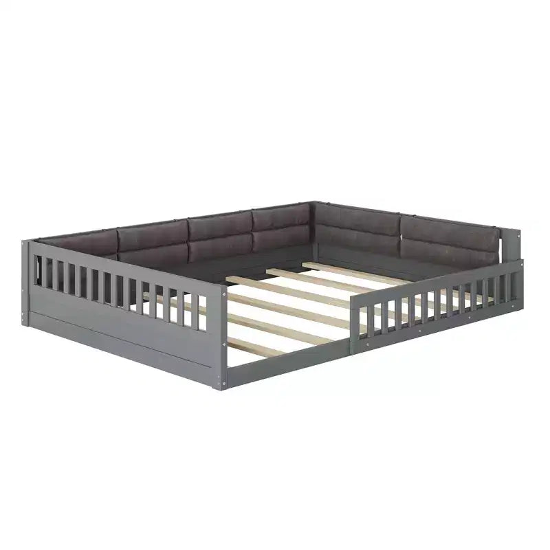Letto matrimoniale imbottito in legno con sponde di protezione e cuscino, non è necessaria la rete, robusta struttura in pino, grigio